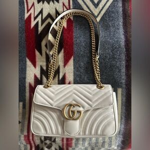 GUCCI GG Marmont Small Shoulder Bag